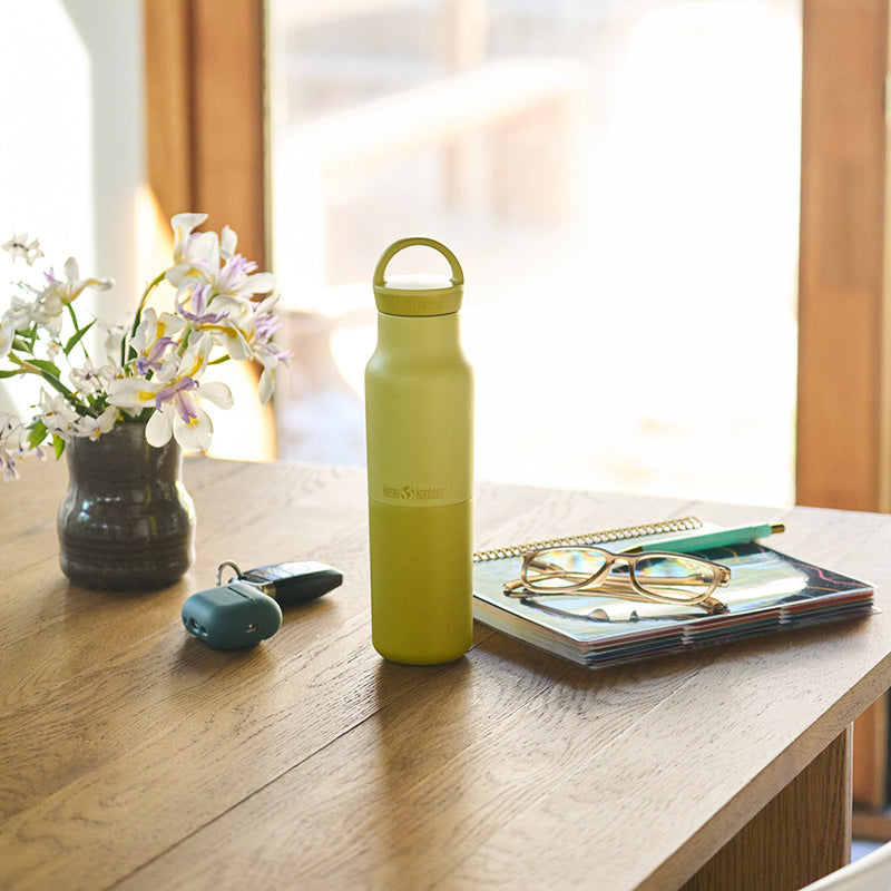12oz-rise-classic-with-arch-loop-cap-j9 12oz_rise_classic_insulated_acacia_table_square.jpg