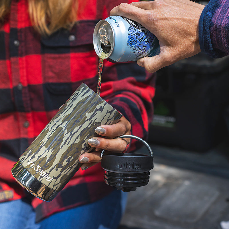 12oz-tkwide-with-cafe-cap-mossy-oak-x5 12oz_tumbler_mossyoak_bottomlands_beer_pour_square.jpg