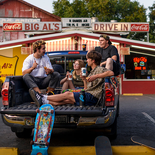 16oz-pint-cup-santa-cruz-b0 16oz_pints_santa_cruz_2_vacationdot_wavedot_skaters_truckbed_square.jpg