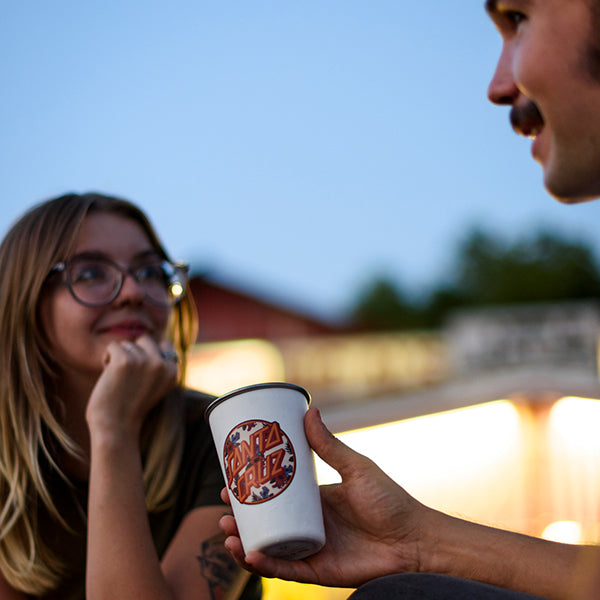 16oz-pint-cup-santa-cruz-b0 16oz_pints_santa_cruz_vacationdot_couple_square.jpg