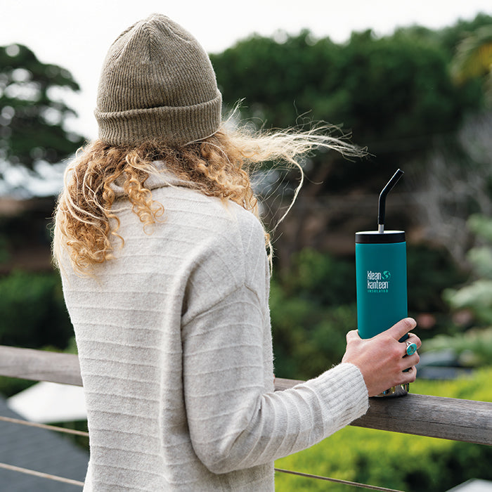 tkwide-straw-cap-v5 K20TKWPCC-EB-20pz-bottle-straw-cap_lifestyle.jpg