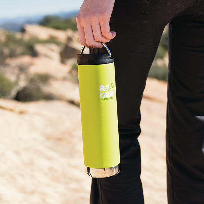 tkwide-cafe-cap-x3 K20TKWPCC-JP-cafecap-loop-hiking_lifestyle.jpg