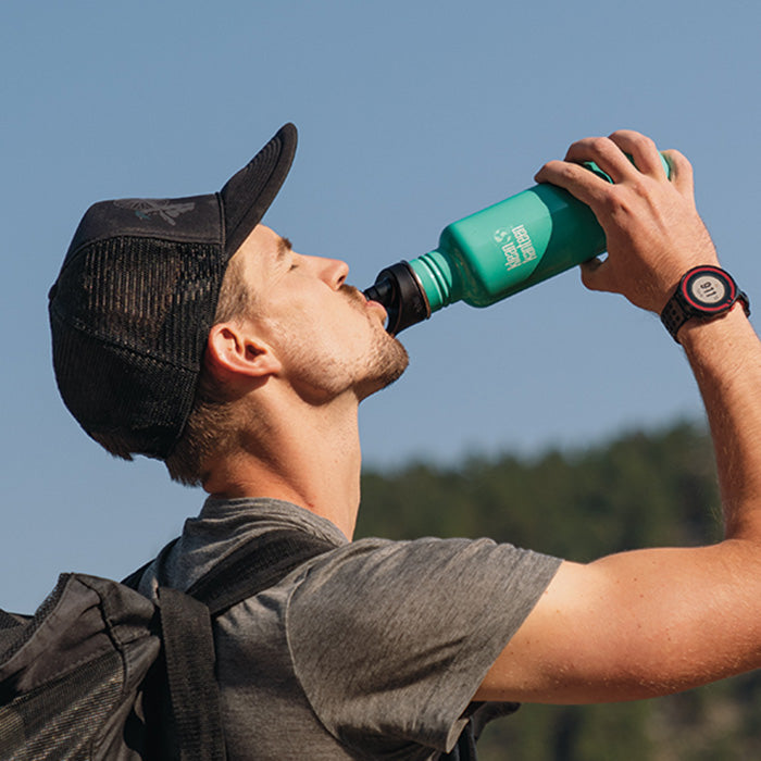 classic-sport-cap-g5 K27CPPS-SC-sport_cap_drinking_lifestyle.jpg