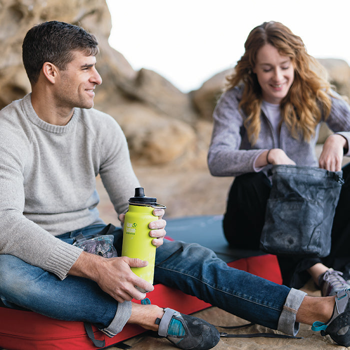 tkwide-chug-cap-b0 K32TKWSSL-JP-chug_cap_bouldering_lifestyle.jpg