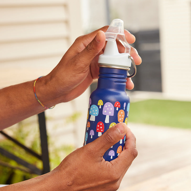 12oz-kid-s-classic-sippy-q6 kid_sippy_12oz_closeup_dustcover_square.jpg