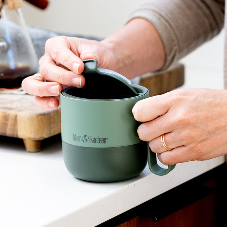 flip-lid-c5 rise_flip_lid_large_coffee_mug.jpg