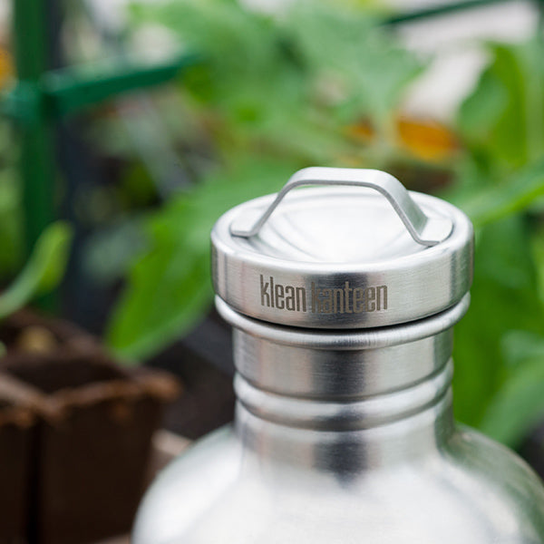 classic-steel-loop-cap-w1 stainless_cap_garden_lifestyle.jpg